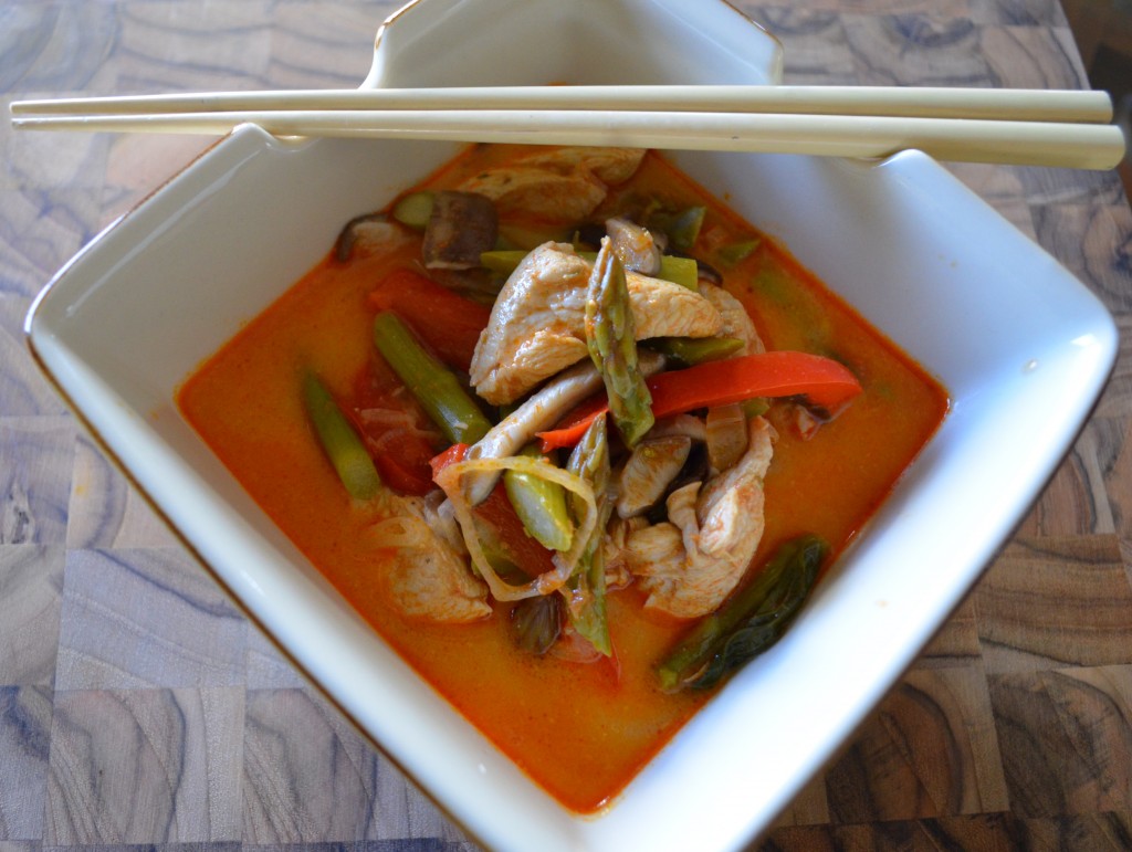 Thai Red Curry Chicken via @JackieOurman