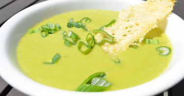 onion-pea-parmesan-soup